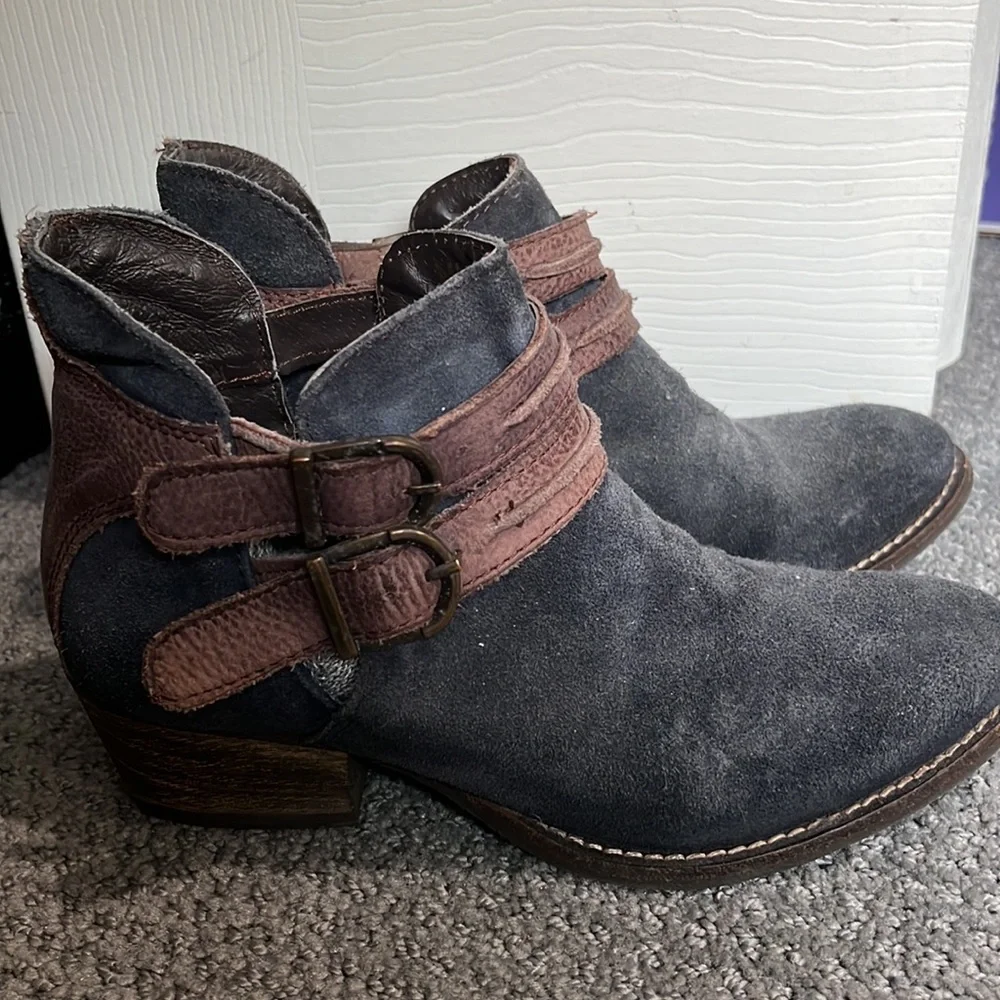 Booties - Picture 2 of 4